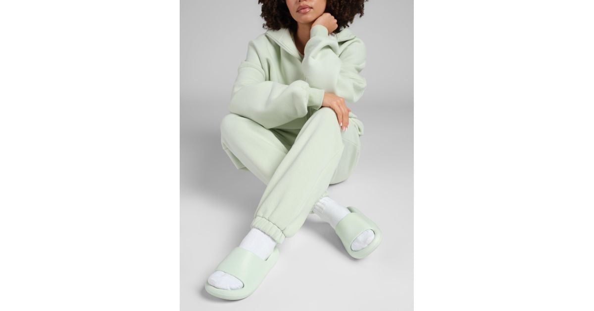 Comfrt Marshmallow Slides | Lyst