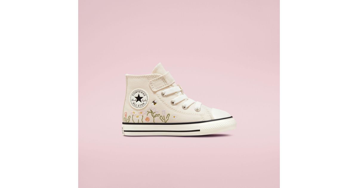Converse Canvas Chuck Taylor All Star Easyon Floral Embroidery in