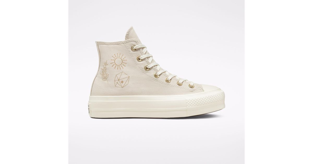Converse Canvas Chuck Taylor All Star Lift Platform Golden Elements in