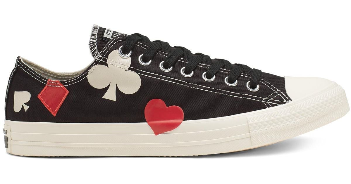 chuck taylor all star hearts low top