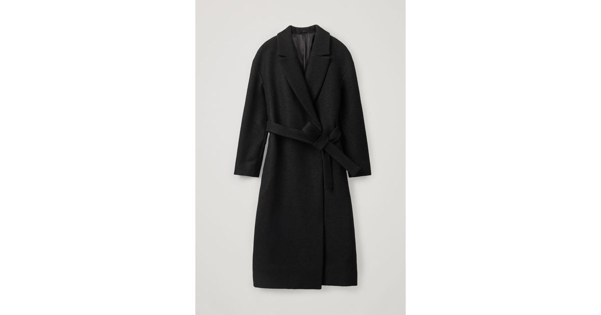 希少 Apartment Three Belted Oversized Coat COS Oversized Belted Wool Coat in Black | Lyst