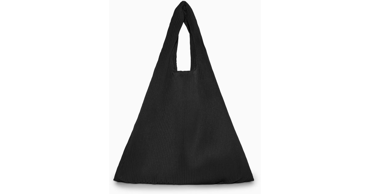 COS Synthetic Pleated Tote Bag in Black | Lyst UK