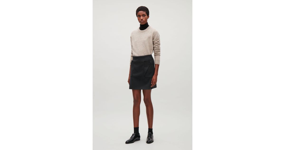 COS Short Skirt With Pleated Pockets in Black | Lyst