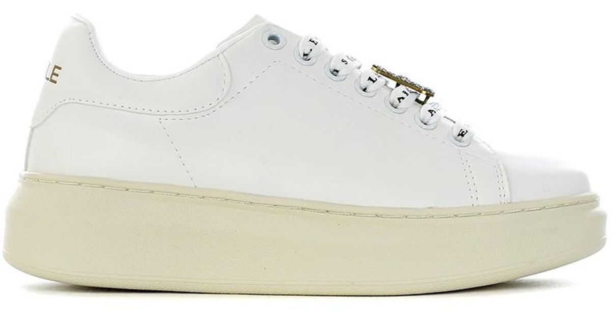 Womens Shoes Trainers Low-top trainers Gaelle Paris Trainers in White 