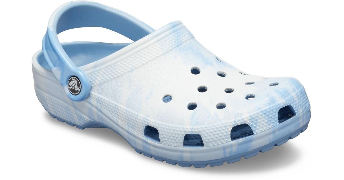 Crocs™ Classic Tie-dye Graphic Clog in Blue | Lyst