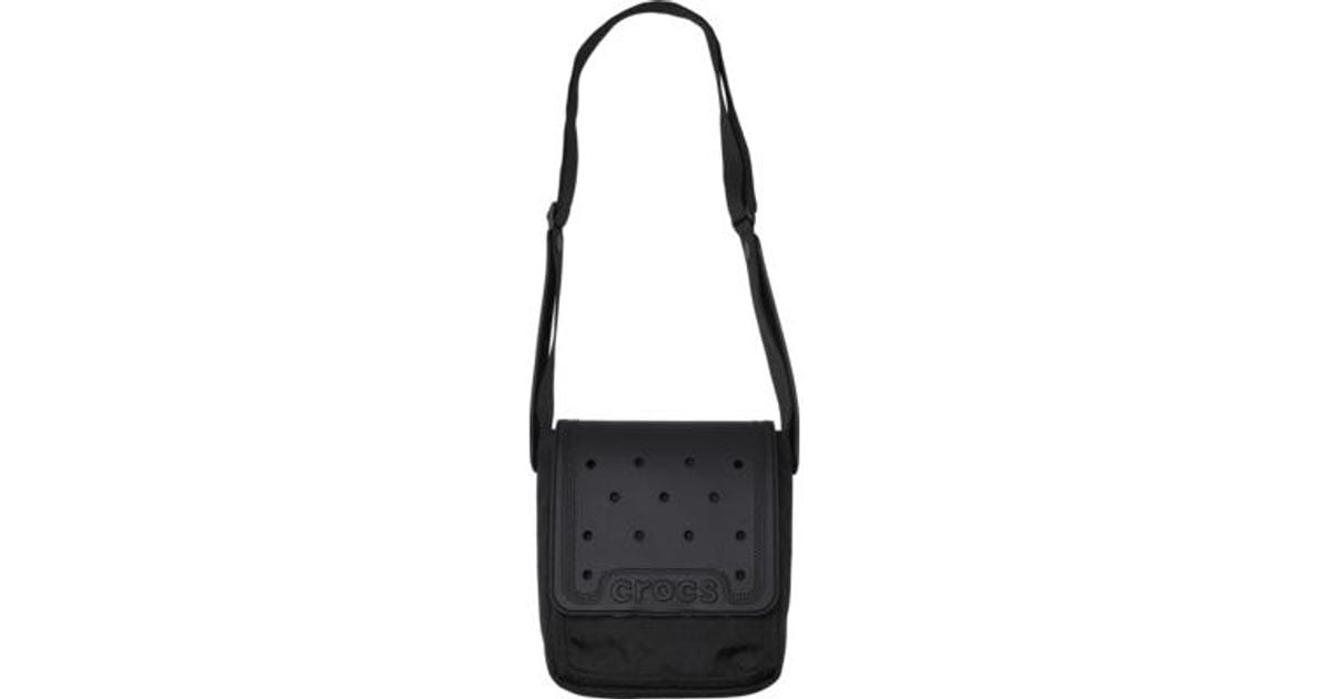Crocs™ Classic Crossbody in Black | Lyst