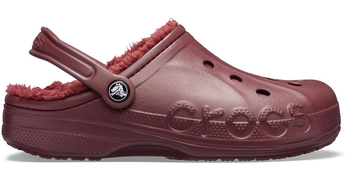 crocs with fur burgundy