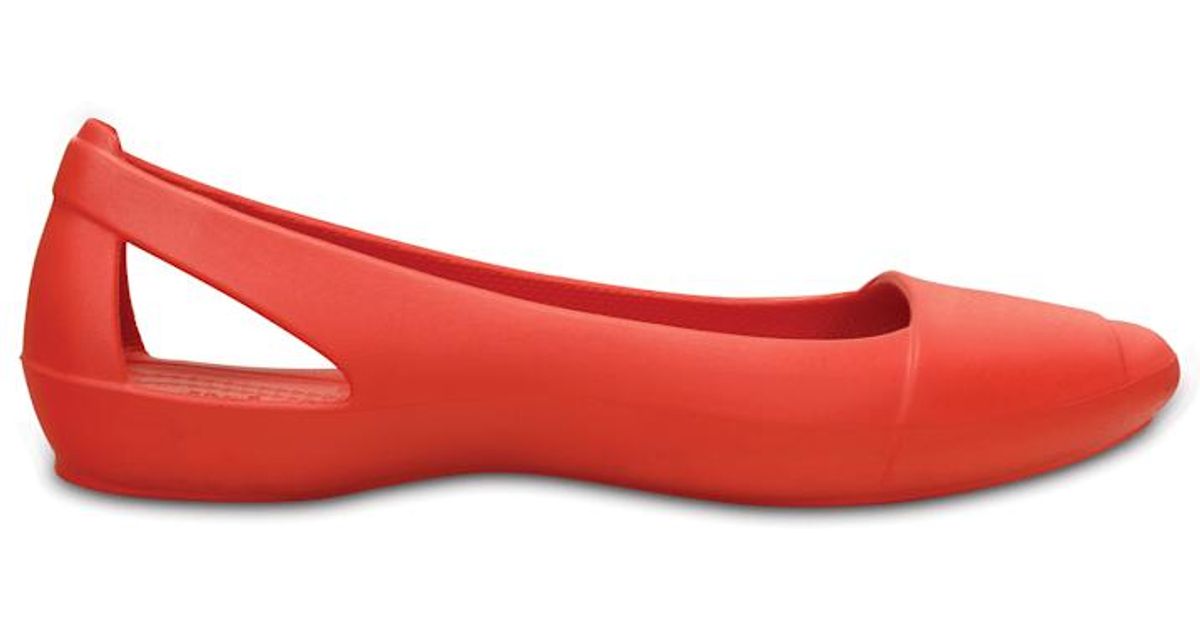 Crocs™ Women's Sienna Flat in Red | Lyst