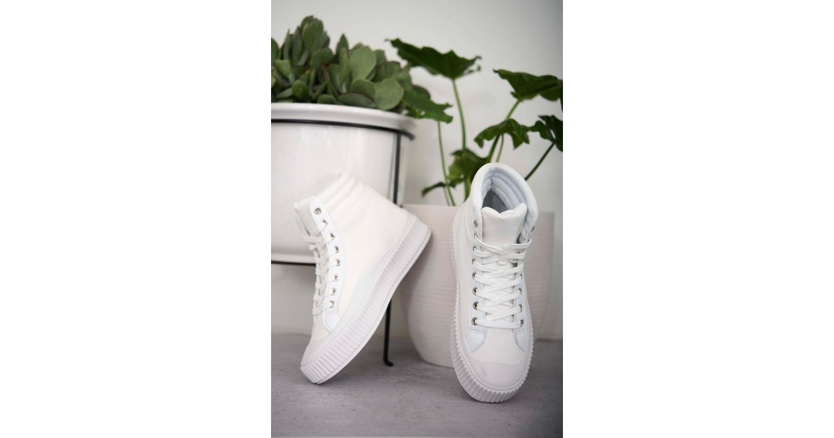 berness white sneakers