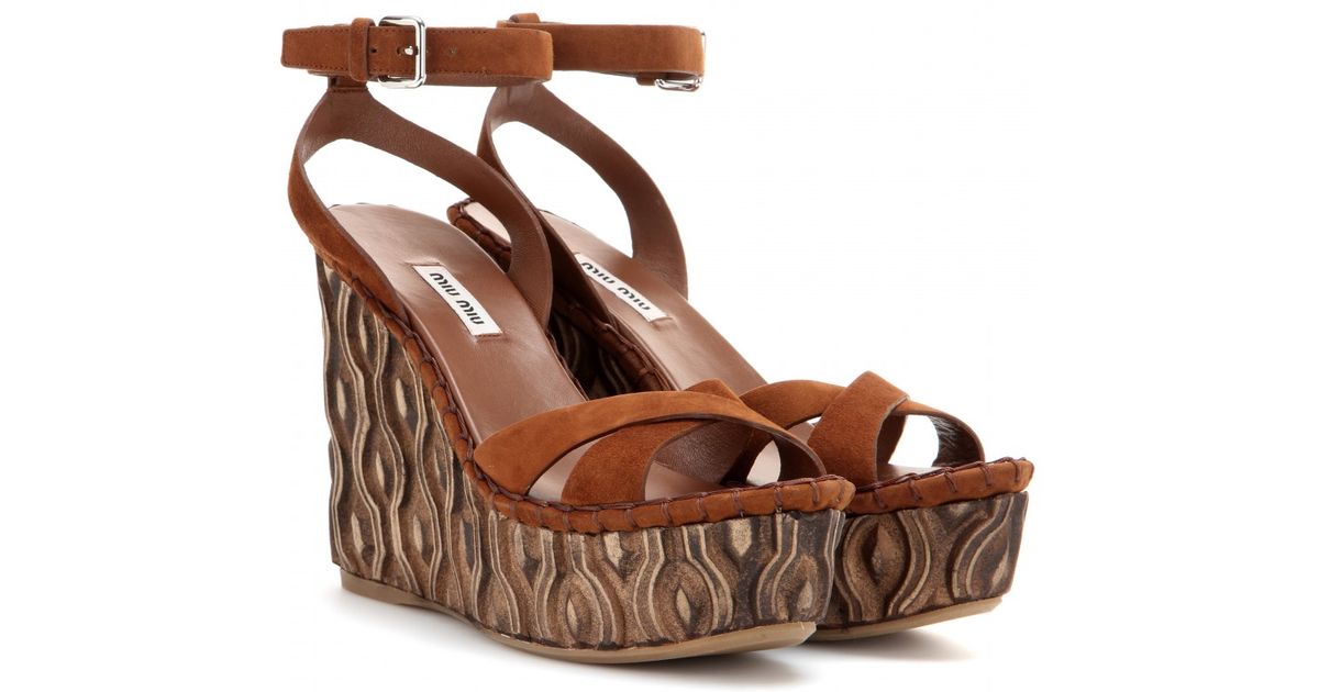 Miu Miu Suede Platform Wedge Sandals in Brown | Lyst