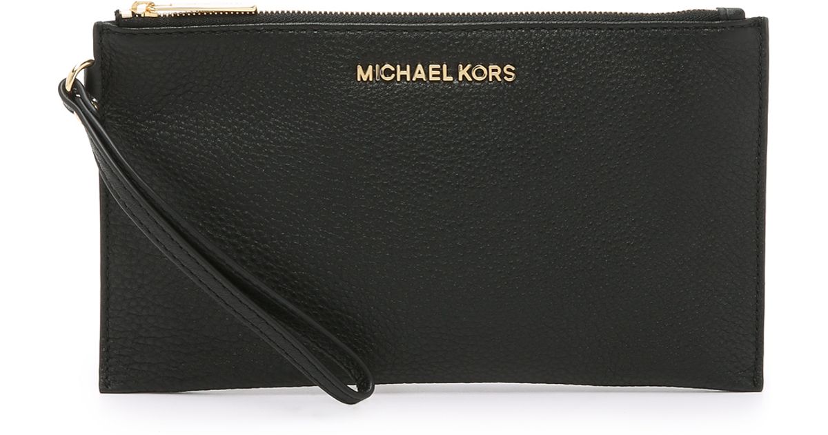 MICHAEL Michael Kors Bedford Large Zip Clutch in Black | Lyst