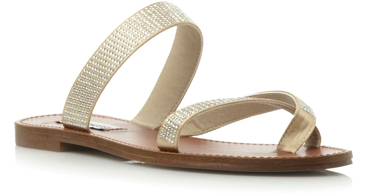 Steve madden Aintso Sm Strappy Ring Toe Flat Sandal in Metallic | Lyst