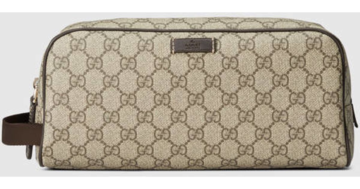 gucci gg supreme toiletry case