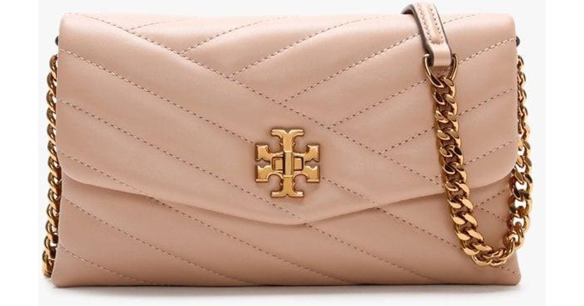 Tory Burch Kira Chevron Quilted Devon Sand Leather Chain Wallet in Natural  | Lyst