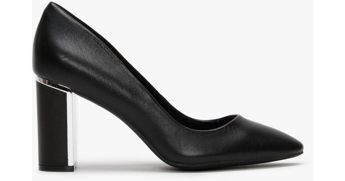 dkny sila pumps