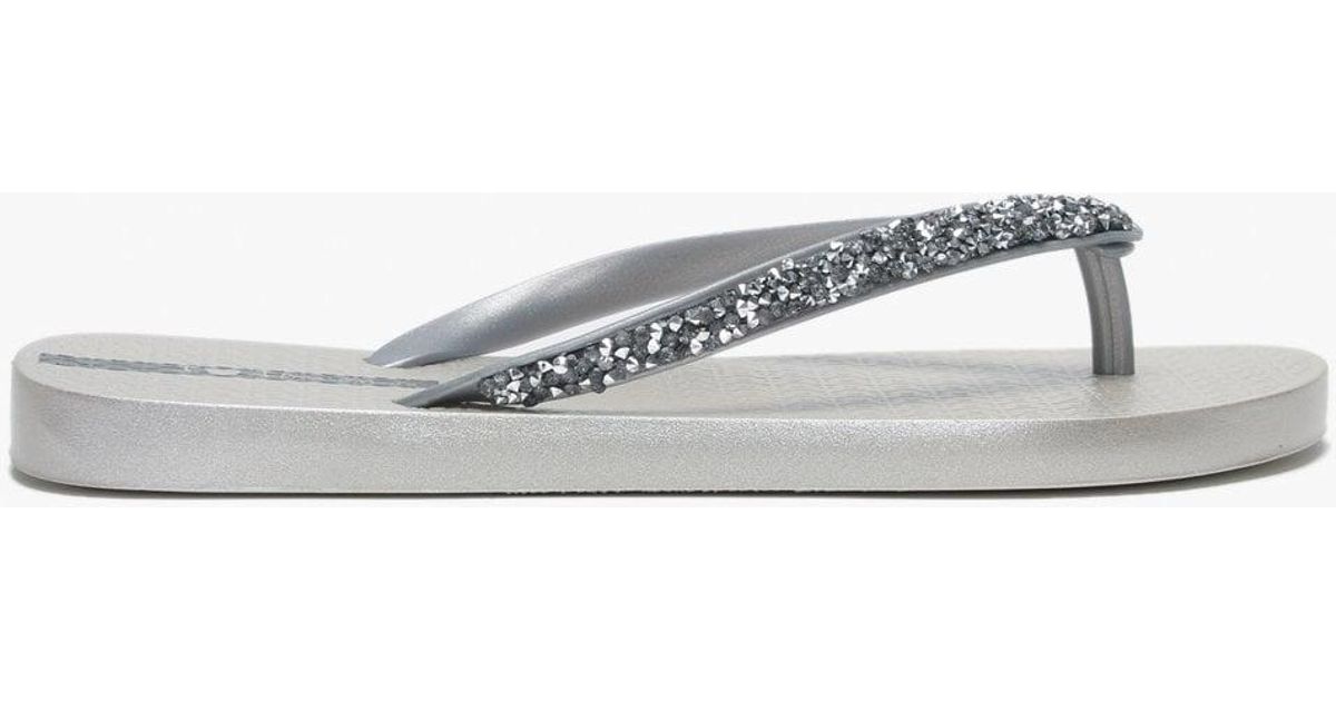 ipanema flip flops silver