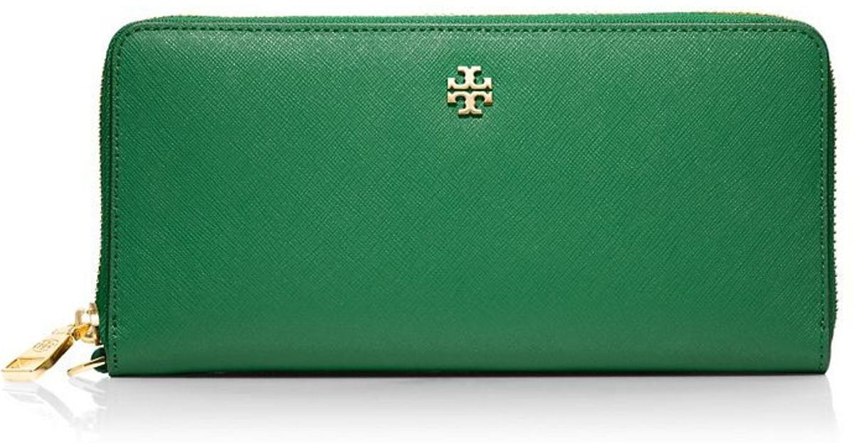 Tory Burch York Zip Passport Continental Wallet in Green Lyst