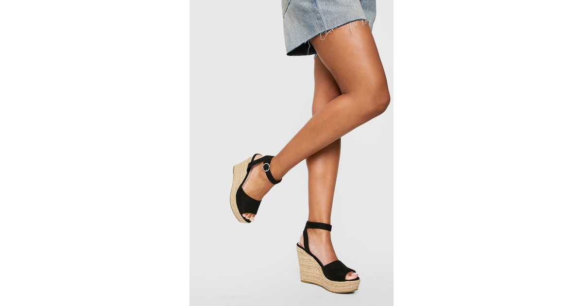 Boohoo sales black wedges