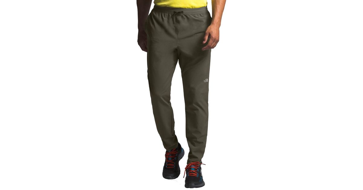 The North Face Active Trail Joggers in Green for Men - Lyst