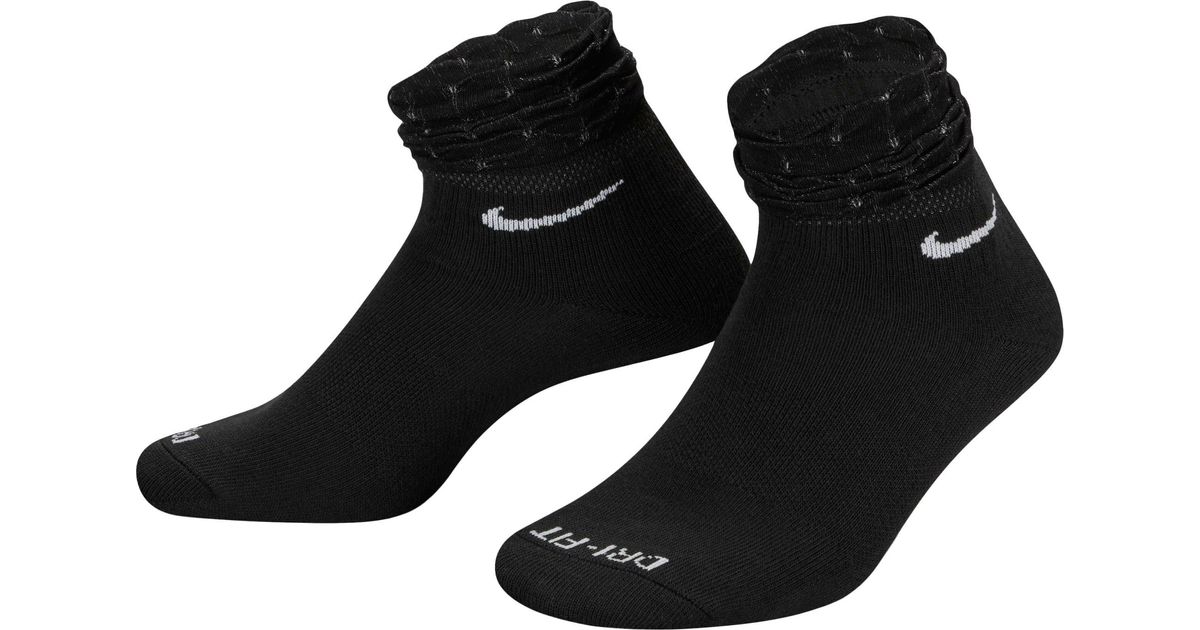 Nike Ruffle Shuffle Ankle Socks in Black | Lyst