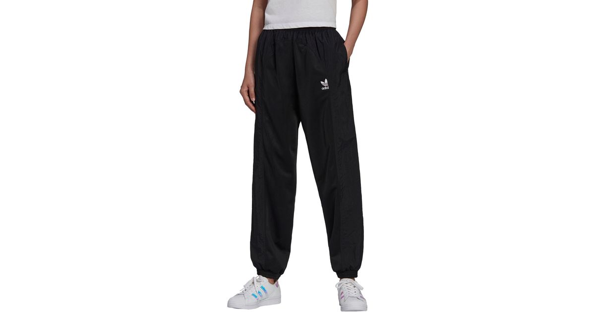 adicolor split trefoil track pants