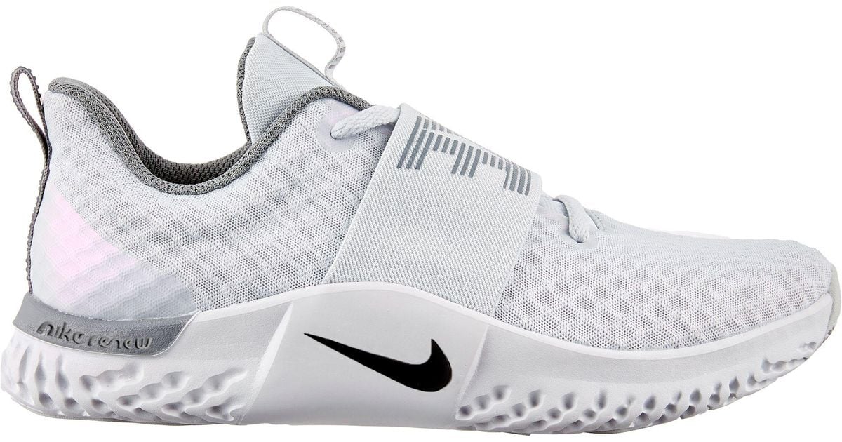 nike training tr 9 trainers in white