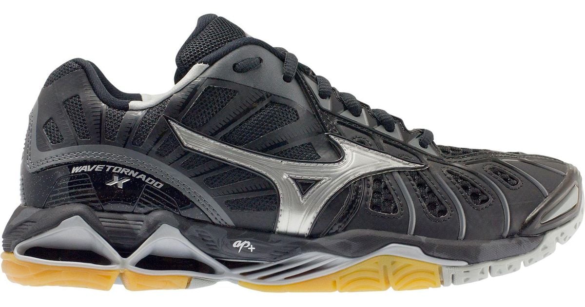 mizuno wave tornado 10 silver