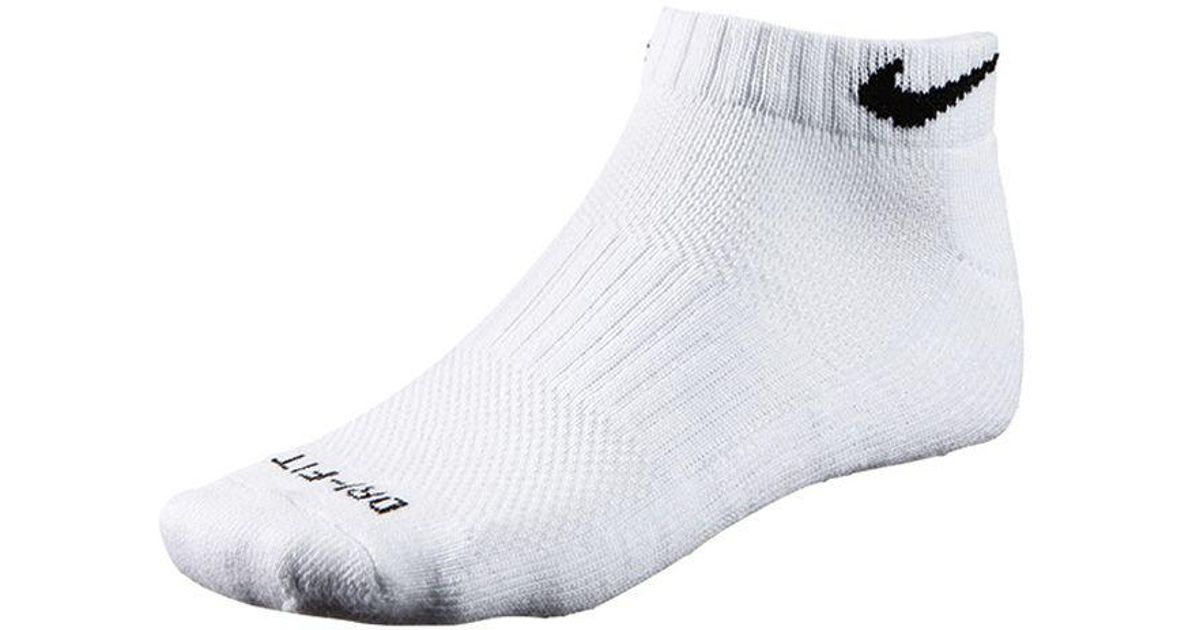 nike dri fit socks low cut