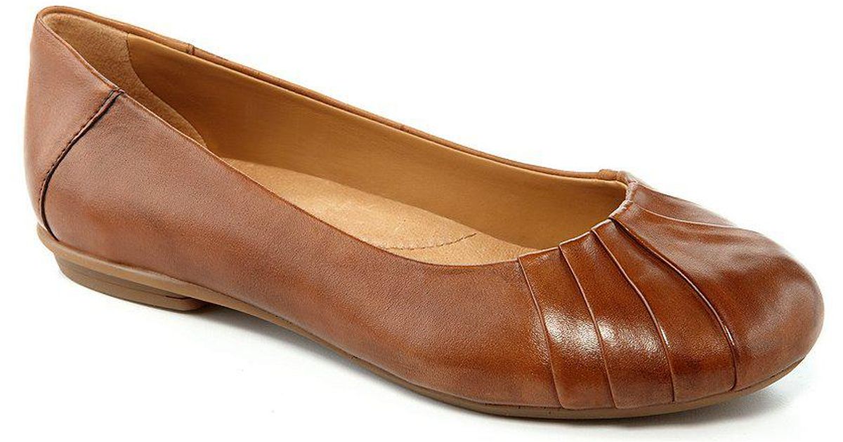 earth bellwether leather flats
