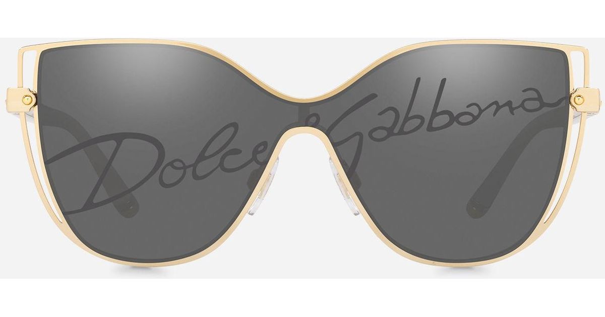 dolce gabbana sunglasses logo