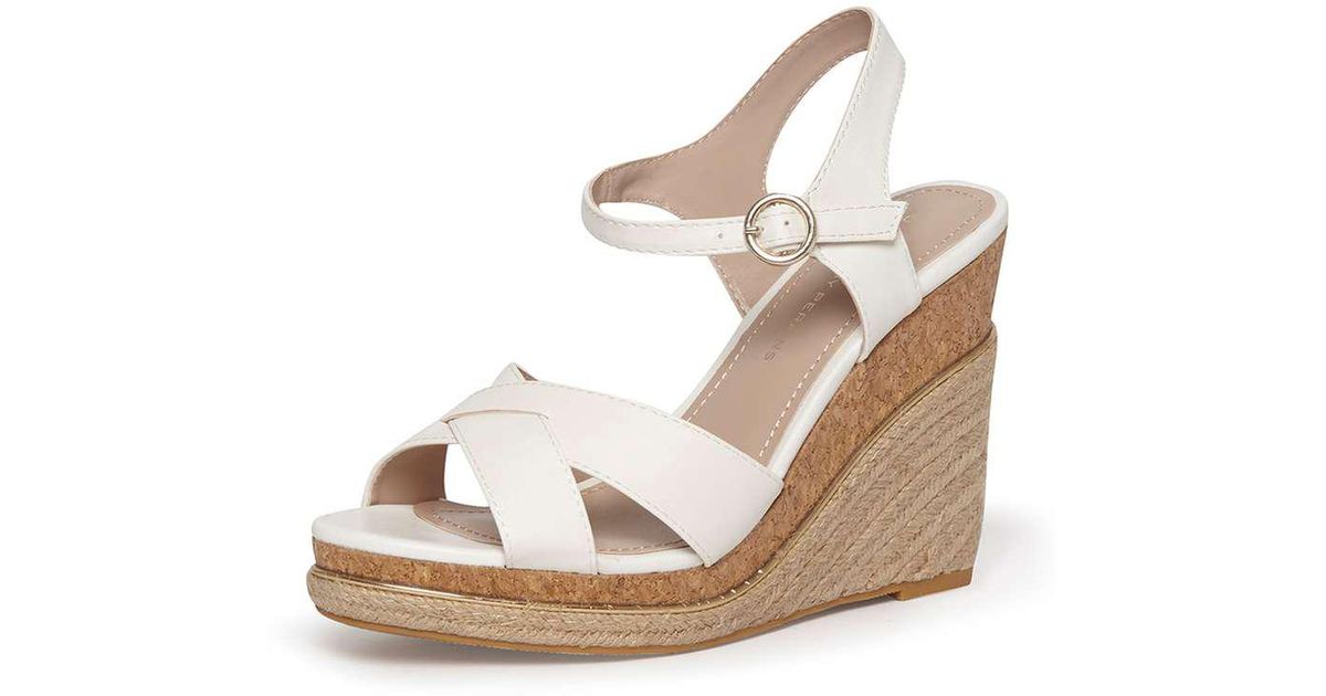 wide fit white wedges