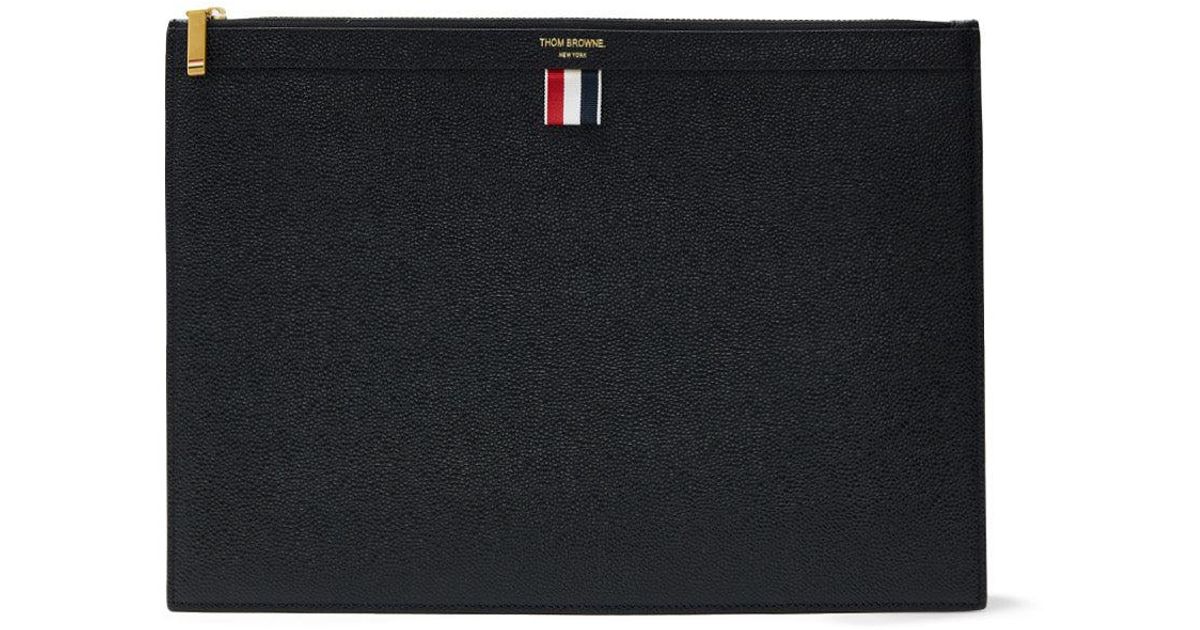Thom Browne e la borsa che ha reso cool la valigetta da medico