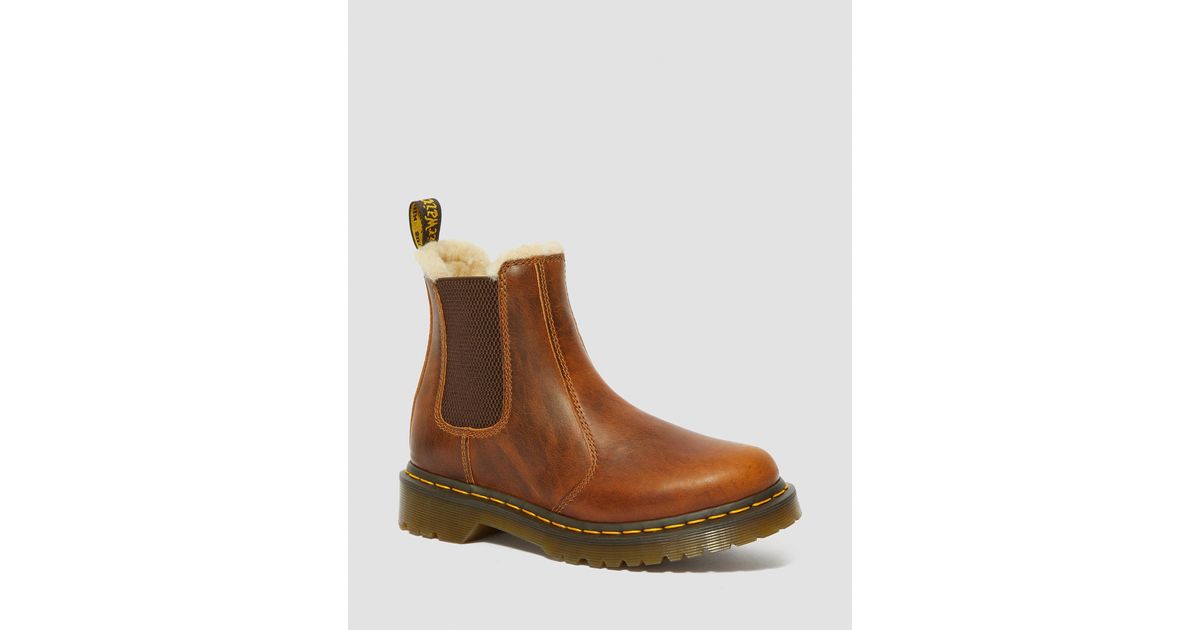 Dr. Martens 2976 Women's Faux Fur Lined Chelsea Boots in Brown | Lyst