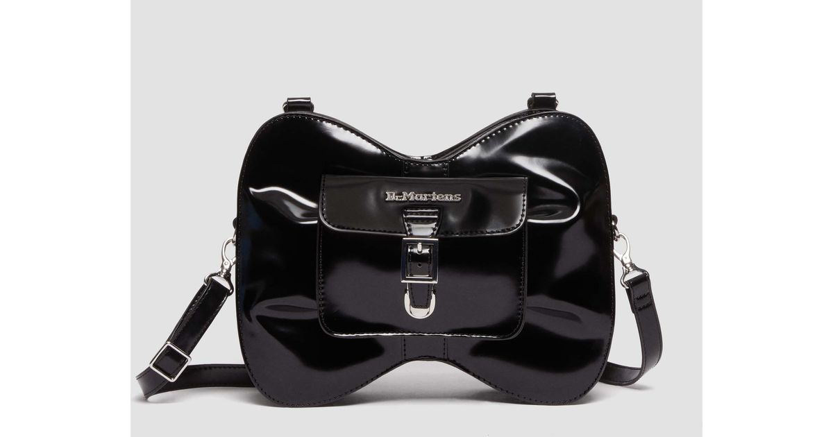 【レディース】Dr. Martens Vegan Bow バッグ Dr. Martens Vegan Bow Shaped Bag in Black | Lyst