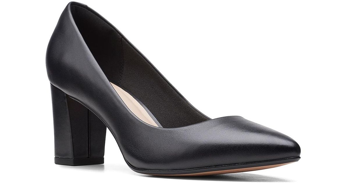 clarks aubrie sun pump
