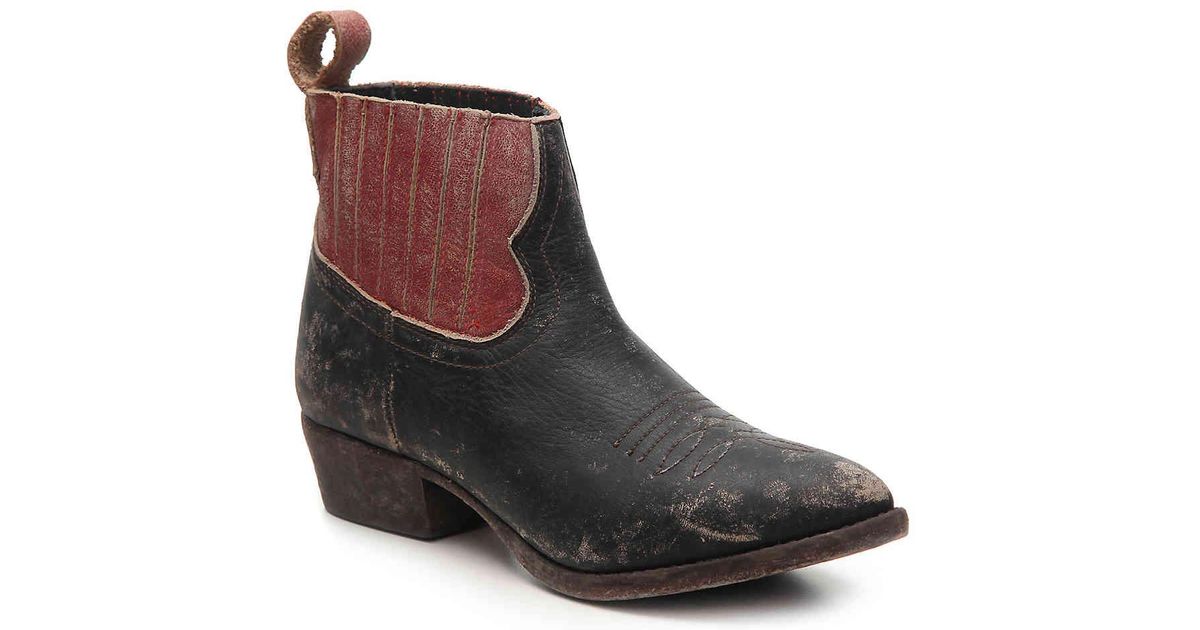 mustang cowboy boots