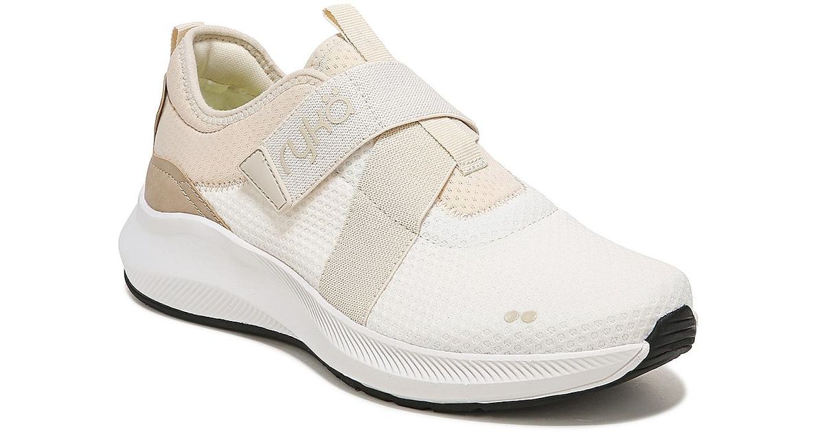 ryka walking shoe