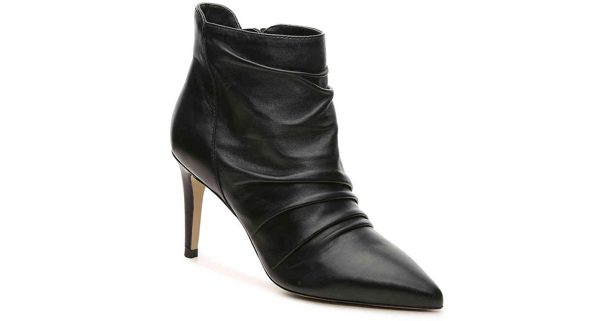 tahari boots dsw