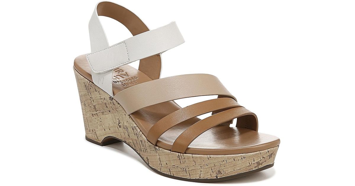 Naturalizer Leather Cynthia Wedge Sandal | Lyst