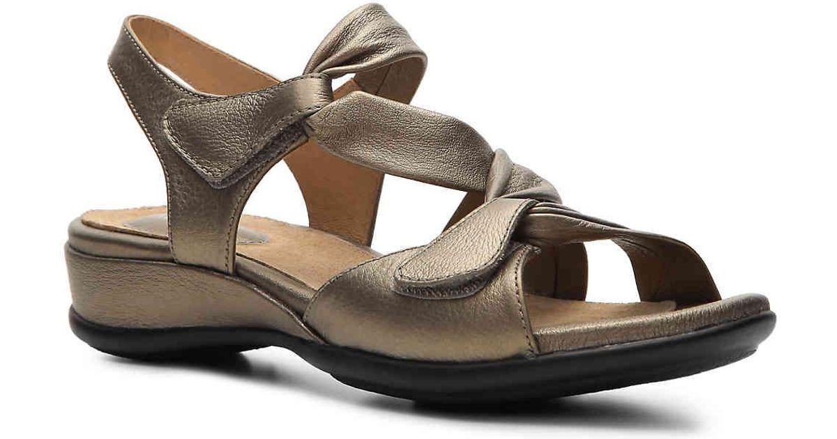 clarks artisan lucena