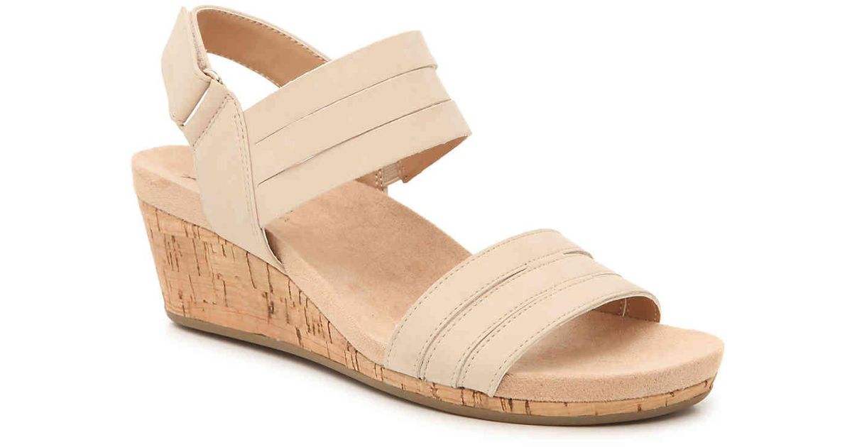 abella mantra wedge sandal