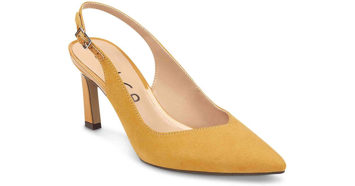 unisa amabelle pump