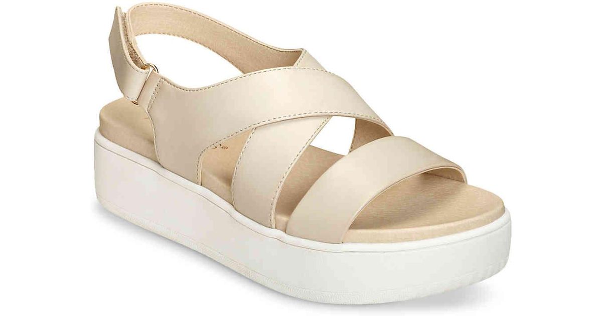 aerosoles microphone sandals