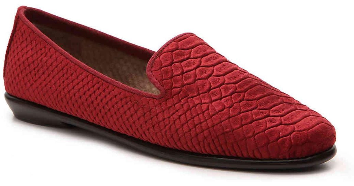aerosoles betunia velvet loafer