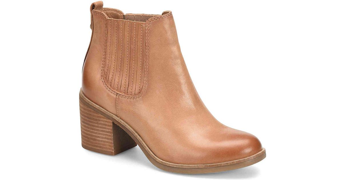 sofft sadova chelsea bootie