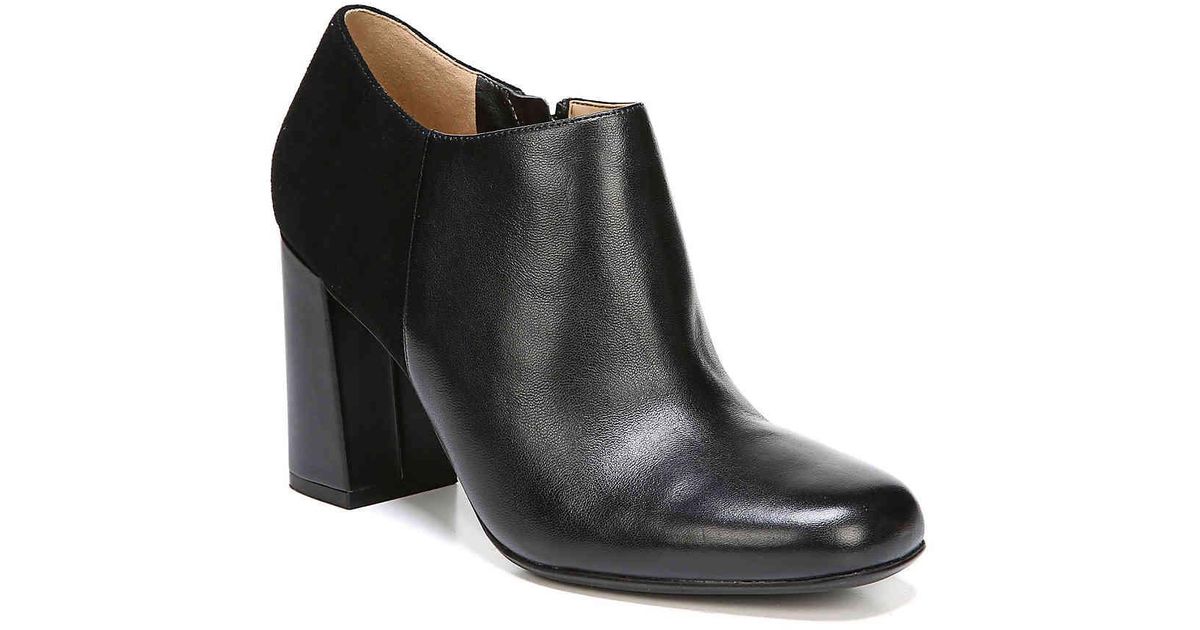 naturalizer rainy bootie