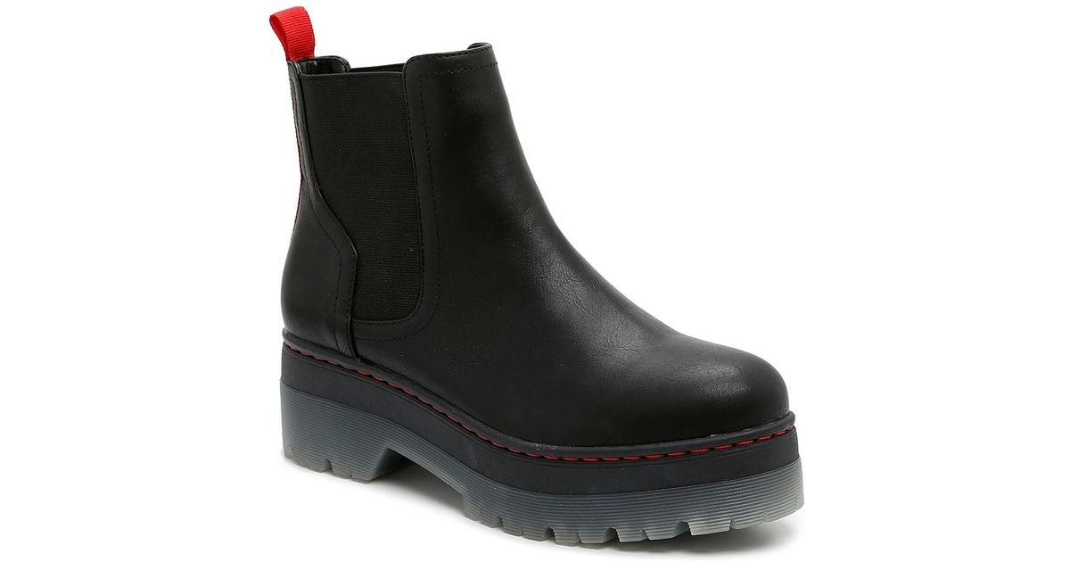 mia cayson chelsea boot