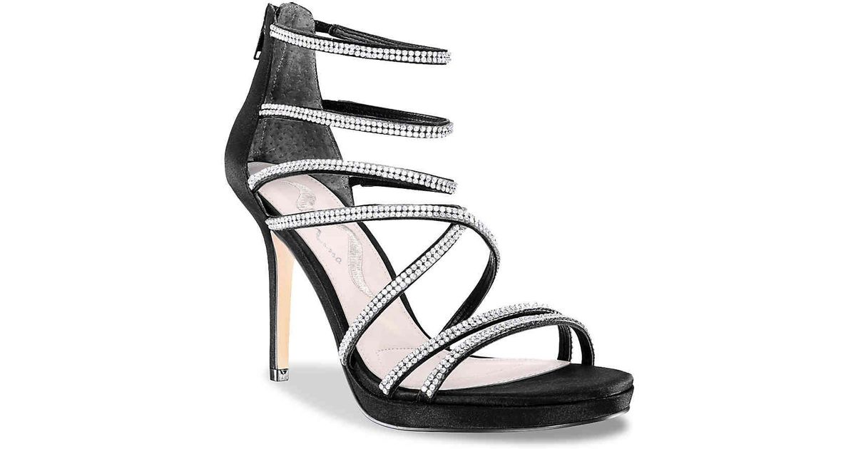 nina ryba sandal