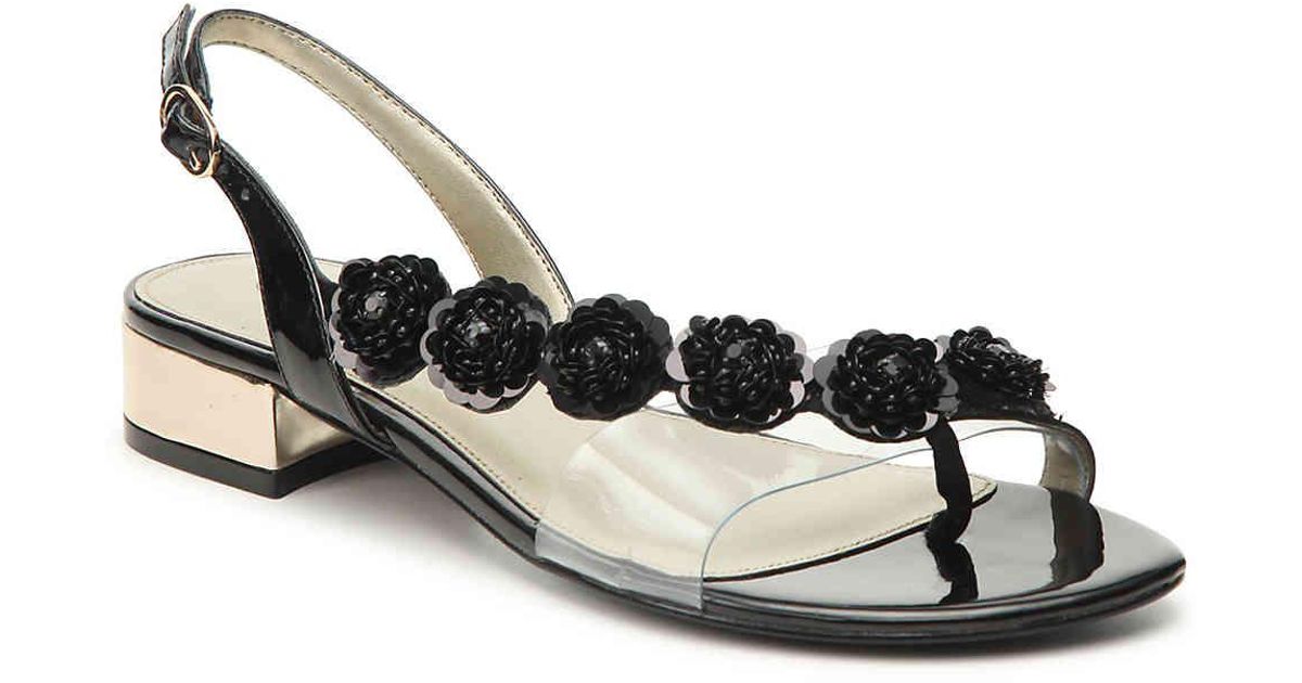 adrianna papell daisy sandal