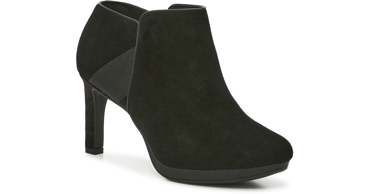 dsw clarks womens